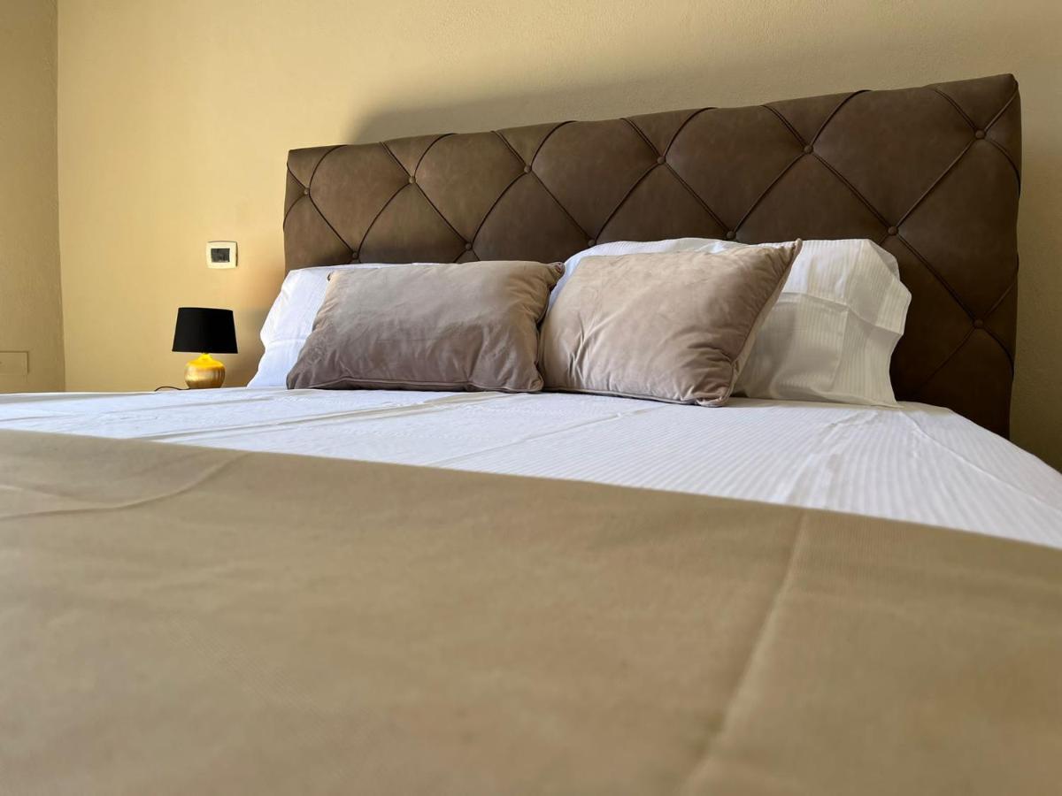 Suite Sardinia Holiday 卡利亚里 外观 照片