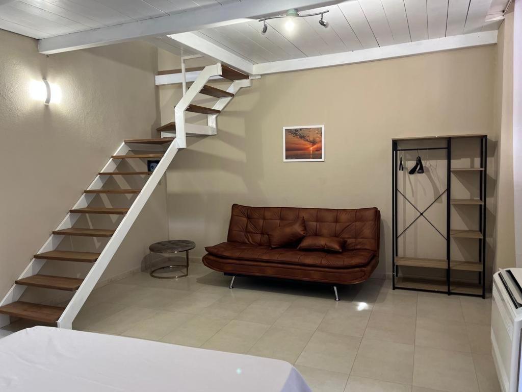 Suite Sardinia Holiday 卡利亚里 外观 照片